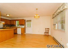 2390 Old Mars Hill Highway - Photo 7
