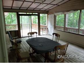9 Oak Knoll Drive - Photo 13