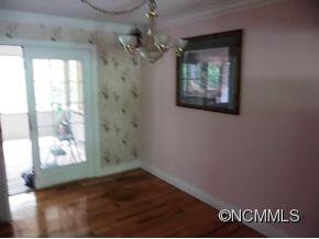 9 Oak Knoll Drive - Photo 4