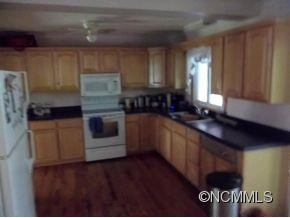 9 Oak Knoll Drive - Photo 5