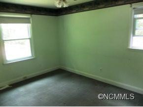 9 Oak Knoll Drive - Photo 7