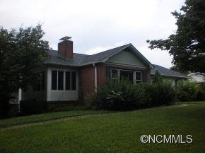 865 Lakeshore Drive