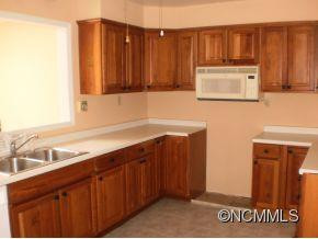 865 Lakeshore Drive - Photo 3