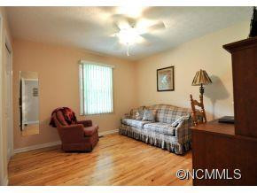 2015 Green Valley St. - Photo 11