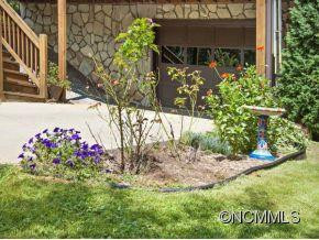 89 WENLOCK WAY - Photo 3