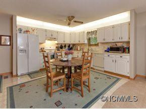 89 WENLOCK WAY - Photo 8