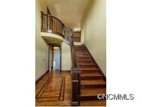 290 Ridgeview Hill Dr - Photo 4