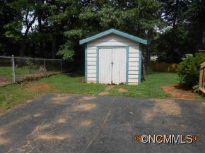 137 Castlerock Drive - Photo 16