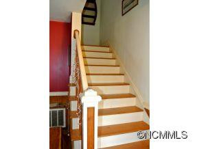 572 Stewart Road - Photo 7