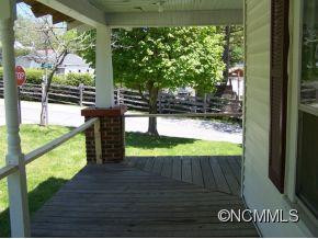 35 Amethyst Street - Photo 4