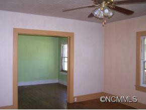35 Amethyst Street - Photo 6