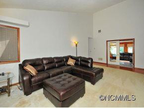 404 JACAMAR WAY - Photo 5