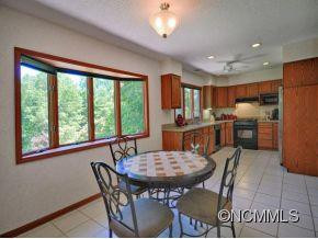 404 JACAMAR WAY - Photo 9