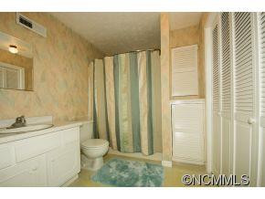 107 CHARLAND FOREST - Photo 12