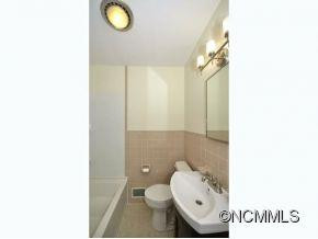 16 LOWELL - Photo 8