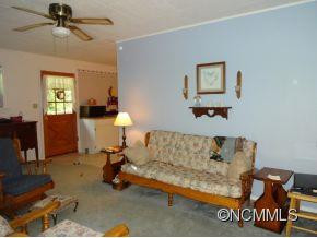 92 PINE HILL DRIVE - Photo 3