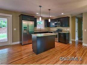 8 ELLENWOOD DR - Photo 6