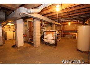 5945 Asheville Highway - Photo 17