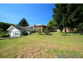 5945 Asheville Highway - Photo 3
