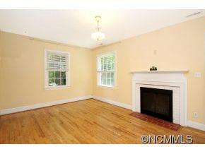 9 Canterbury Road - Photo 2
