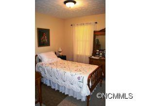 118 Riverside Drive - Photo 19