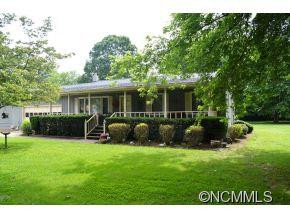 118 Riverside Drive - Photo 3