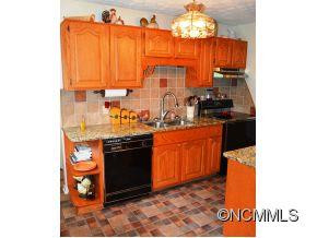 118 Riverside Drive - Photo 9