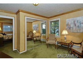 90 Oak Park Drive - Photo 17