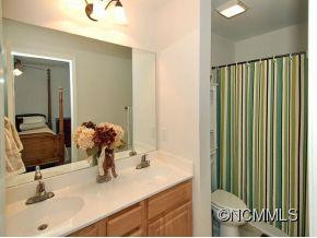 19 AMERSHAM LANE - Photo 8