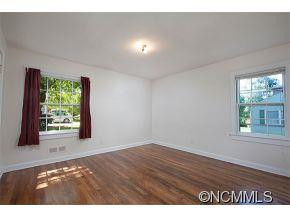 30 Stratford Ave. - Photo 5