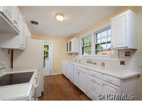 30 Stratford Ave. - Photo 7