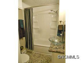 20 Dragon Lane - Photo 9