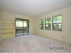 1205 Abbey Circle - Photo 2