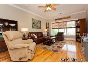 155 202B S Lexington - Photo 3