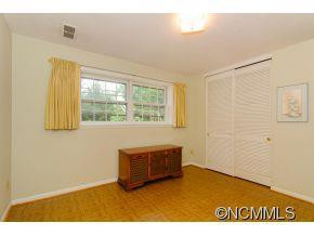 8 Rolling View Drive - Photo 18