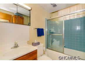 8 Rolling View Drive - Photo 19