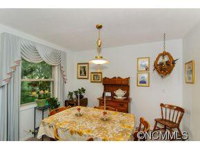 8 Rolling View Drive - Photo 4