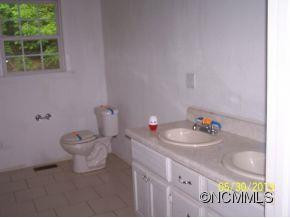 250 Bearwallow Road - Photo 13
