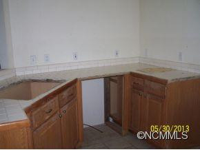 250 Bearwallow Road - Photo 10