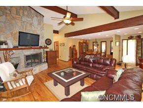 670 Country Club Dr - Photo 4
