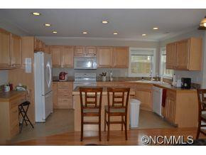 24 Summit Avenue - Photo 11