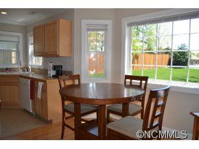 24 Summit Avenue - Photo 13
