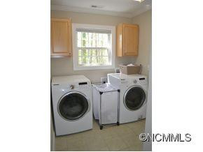 24 Summit Avenue - Photo 14