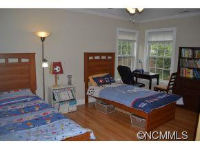 24 Summit Avenue - Photo 18