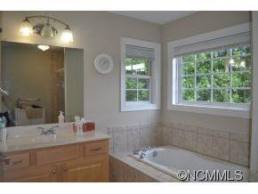 24 Summit Avenue - Photo 23