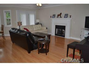24 Summit Avenue - Photo 6