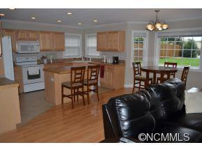 24 Summit Avenue - Photo 7