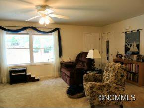 304 Comet Drive - Photo 3