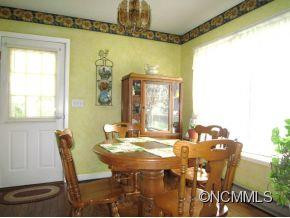 1116 Alexander Road - Photo 7