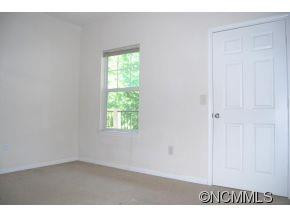 400 Vista Lake Dr 208 - Photo 4